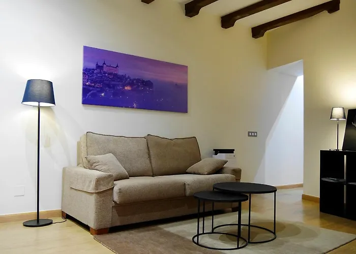 El Arco - Living Apartment Toledo