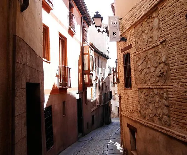 Apartament El Arco - Living Toledo